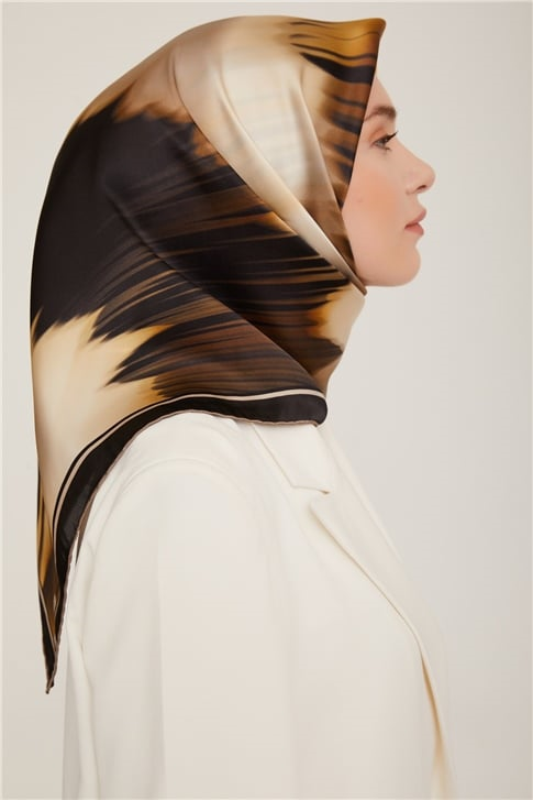 Armine Sura İpek Eşarp 22Ka8814 04