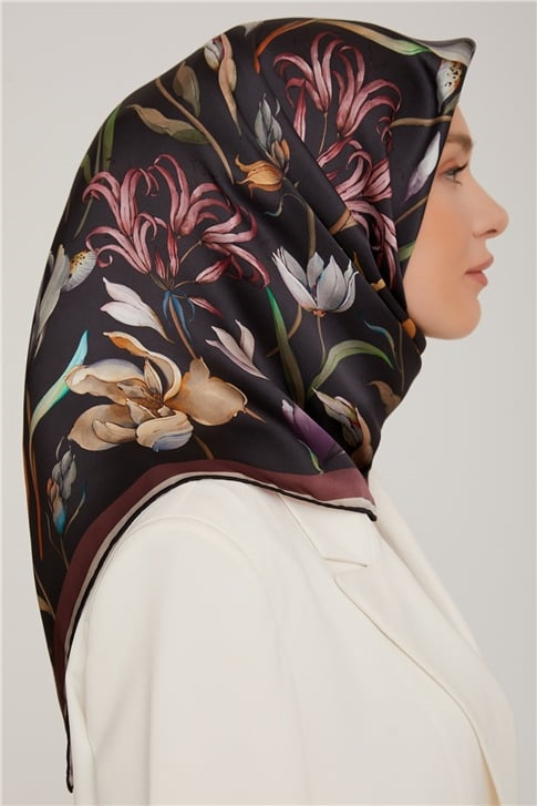 Armine Sura İpek Eşarp 22Ka8825 02