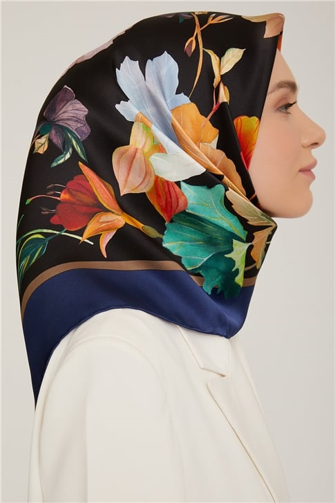 Armine Sura İpek Eşarp 22Ka8831 51