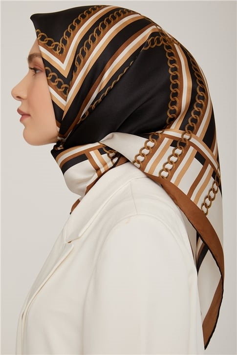 Armine Sura İpek Eşarp 22Ka8845 02