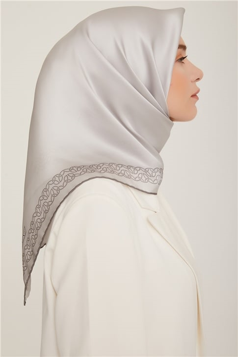 Armine Sura İpek Eşarp 22Ka8855 32 36