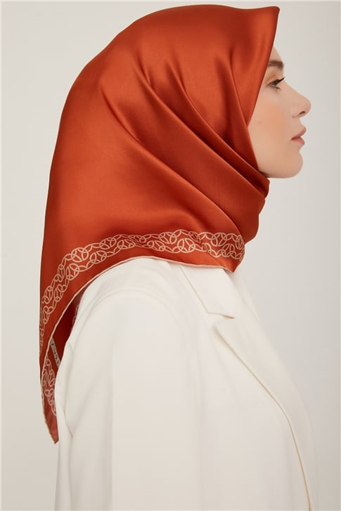 Armine Sura İpek Eşarp 22Ka8855 32 37