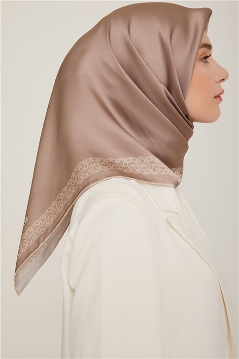 Armine Sura İpek Eşarp 22Ka8855 32 39