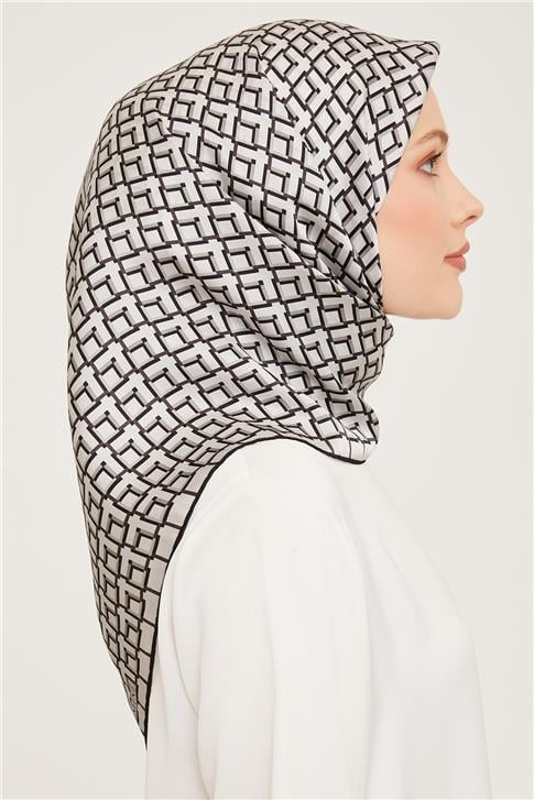 Armine Sura İpek Eşarp 23Ka9016 31 06