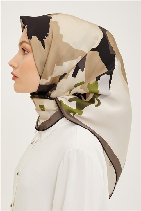 Armine Sura İpek Eşarp 23Ya8935 06
