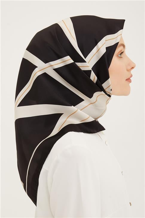 Armine Sura İpek Eşarp 23Ya8945 01