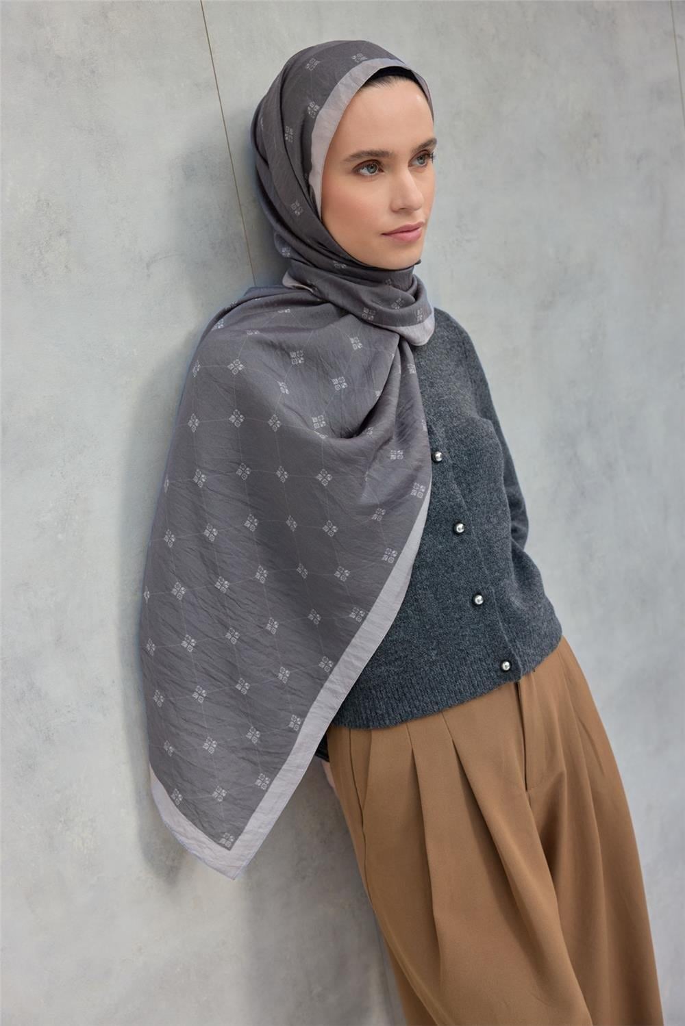 Olinda Şal Monogram Desen Füme 75*195