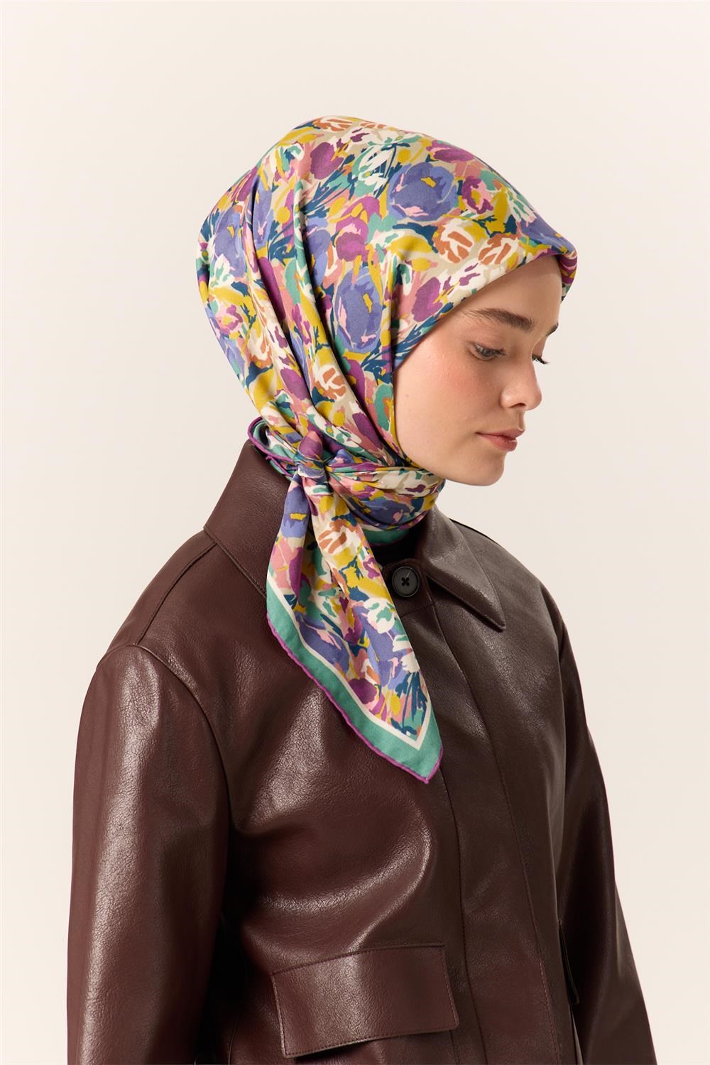 Organik Pamuk İpek Eşarp Mor Pembe Sarı Çiçek Desenli Tok Duruşlu 90x90