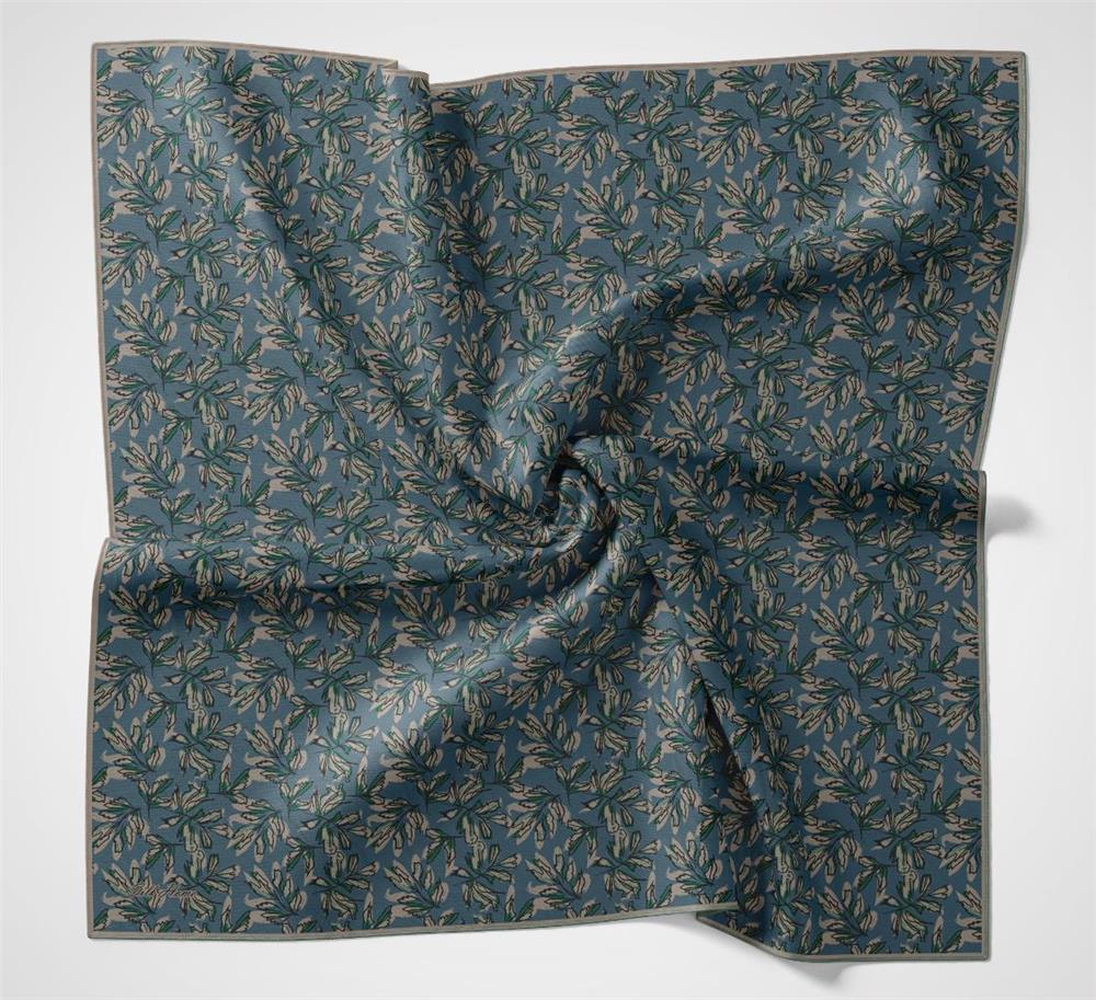 Pamuk Polyester Soft Eşarp Çiçek Desen Mavi 90*90