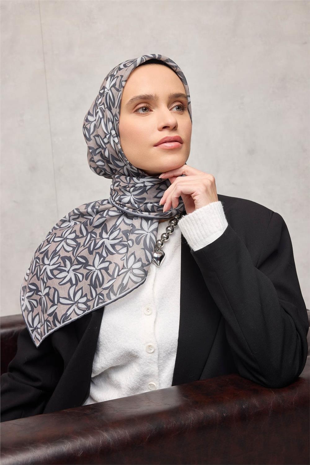 Pamuk Polyester Soft Eşarp Flora Desen Bej 90*90