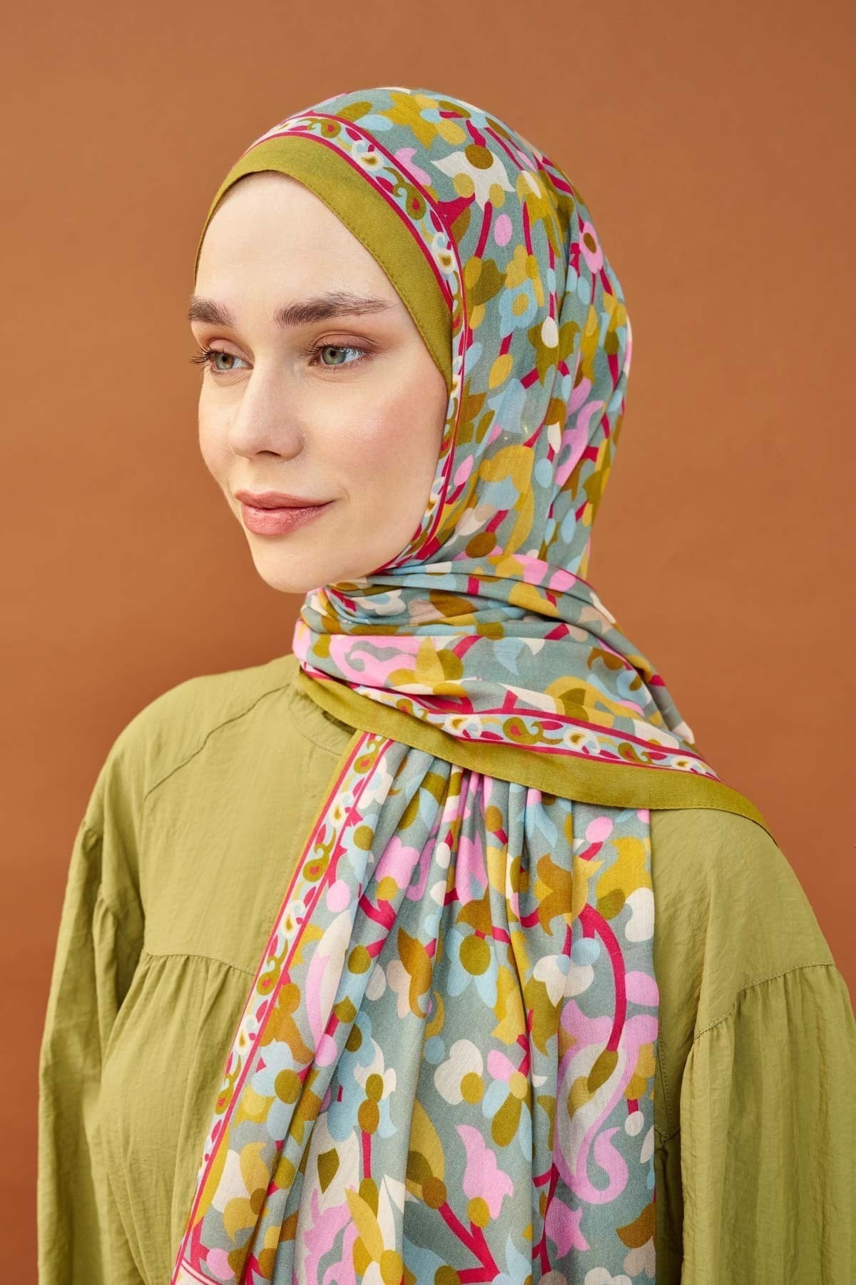 Riva Şal Tencel Botanical Floral Yağ Yeşili