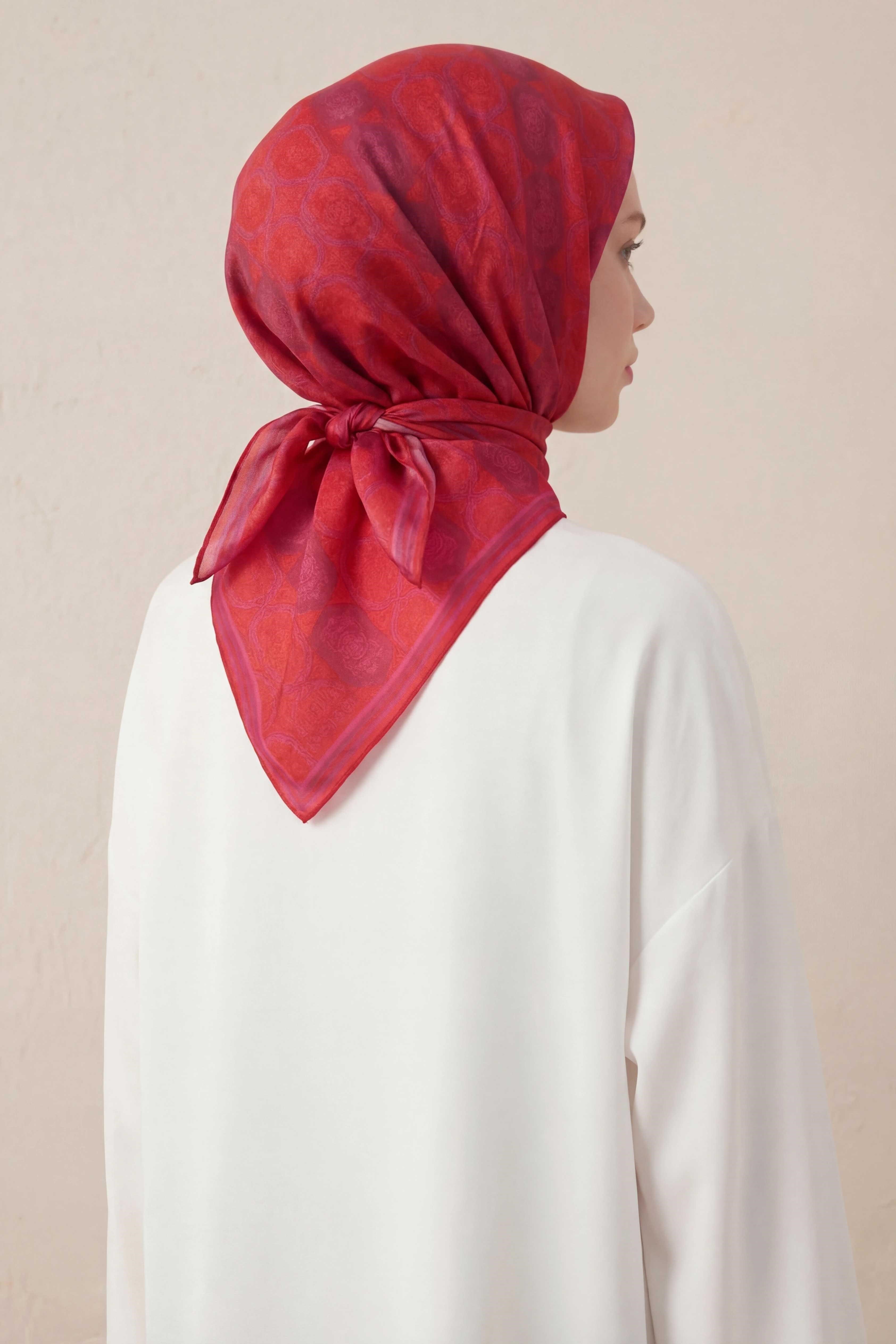 Pamuk Karışımlı Soft Eşarp Osmanlı Motif Desen Kırmızı 90x90