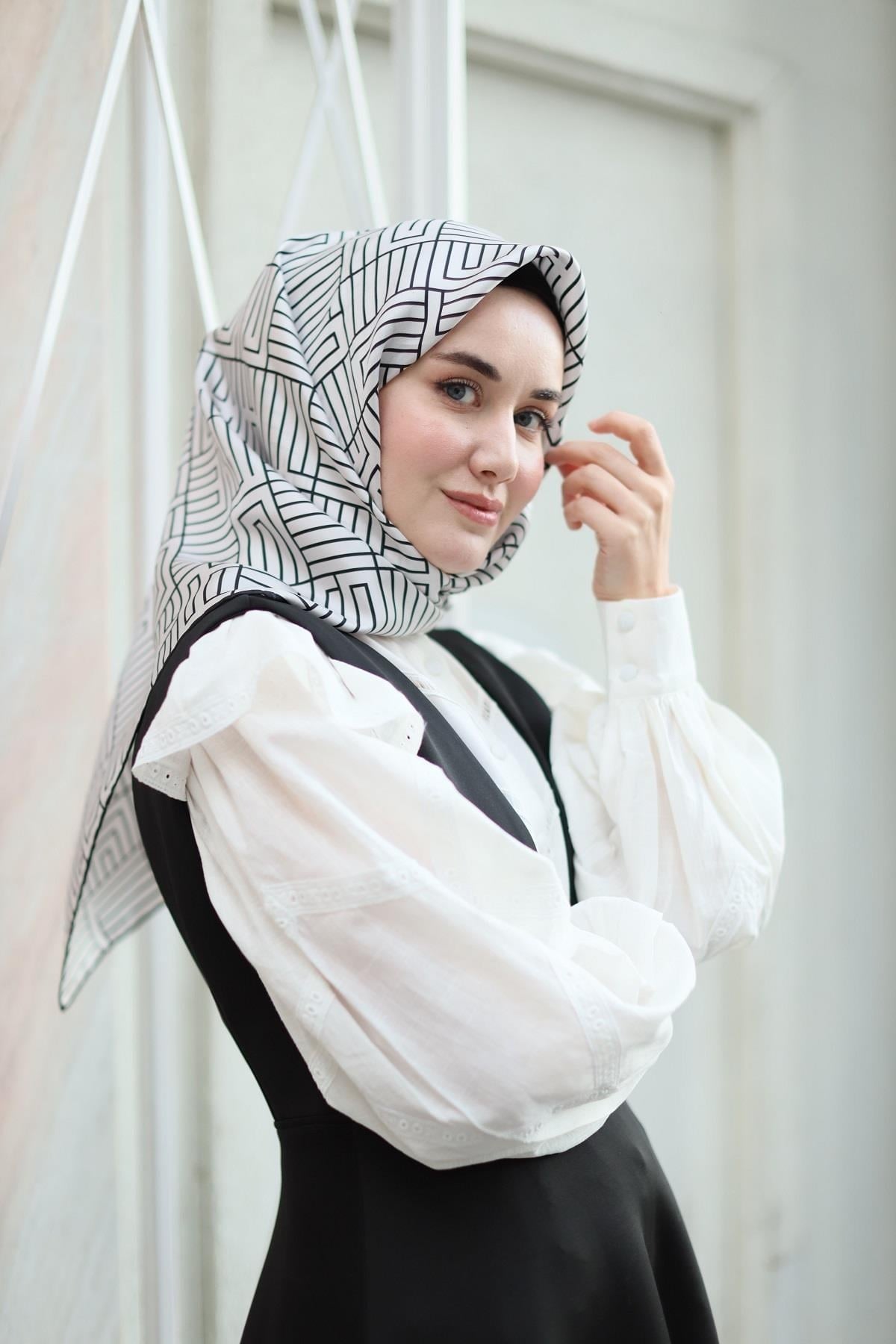 Silk Home Sura (Saten) İpek Eşarp 11390-S02