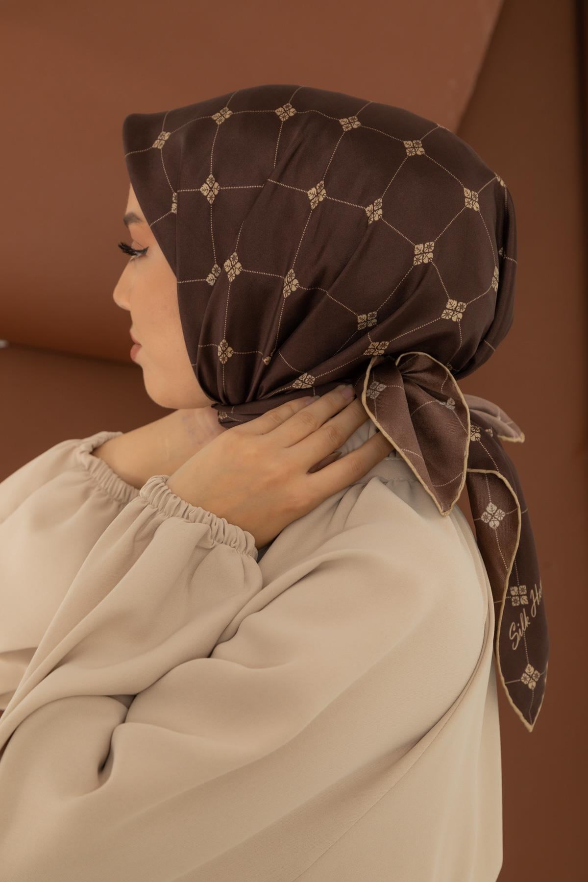 Silk Home Sura (Saten) İpek Eşarp 11392-S01