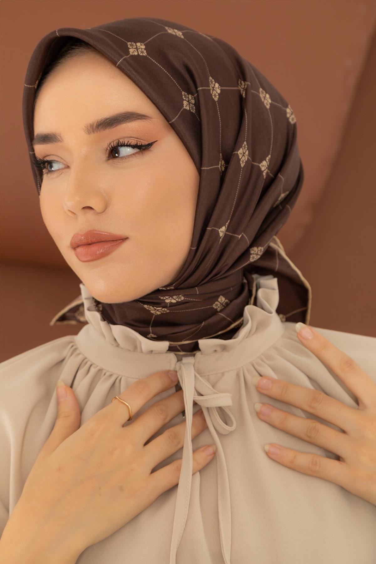 Silk Home Sura (Saten) İpek Eşarp 11392-S01