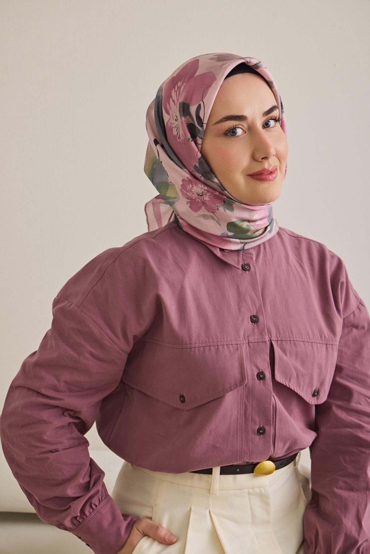 Twill İpek Eşarp Çiçek Desen Açık Pembe 90x90