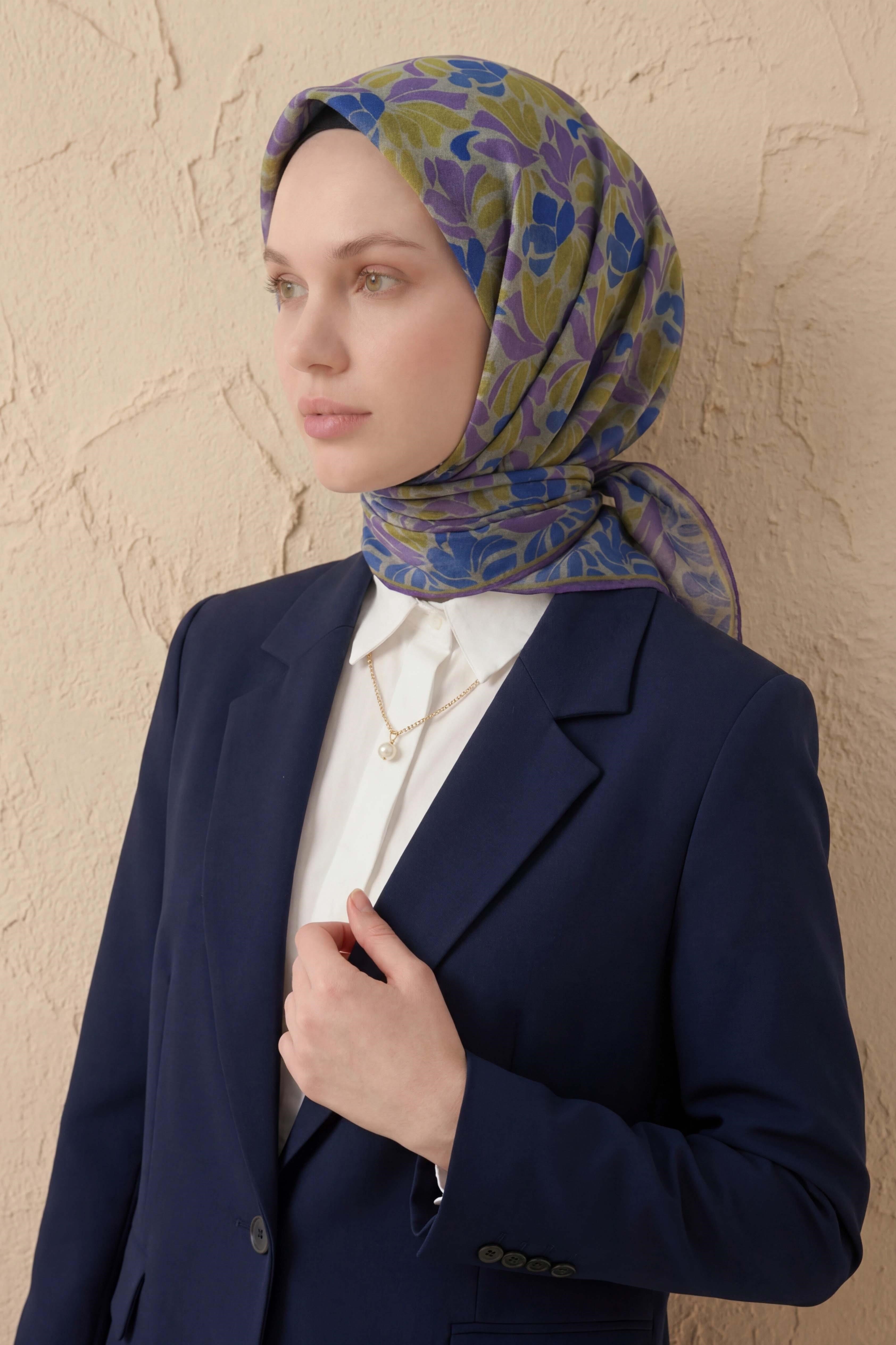 Soft Eşarp Floral Line Mavi Mor 90x90
