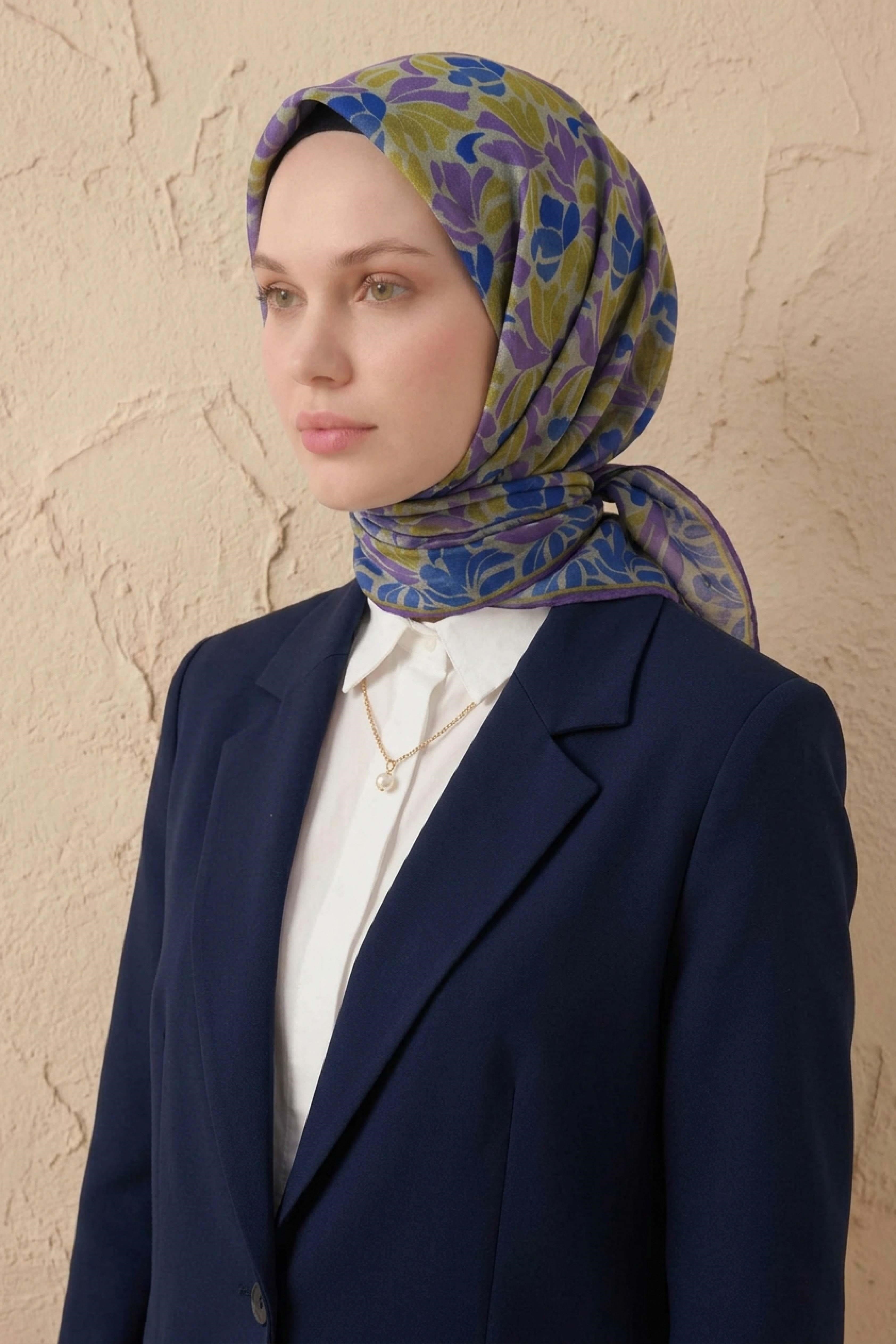 Soft Eşarp Floral Line Mavi Mor 90x90