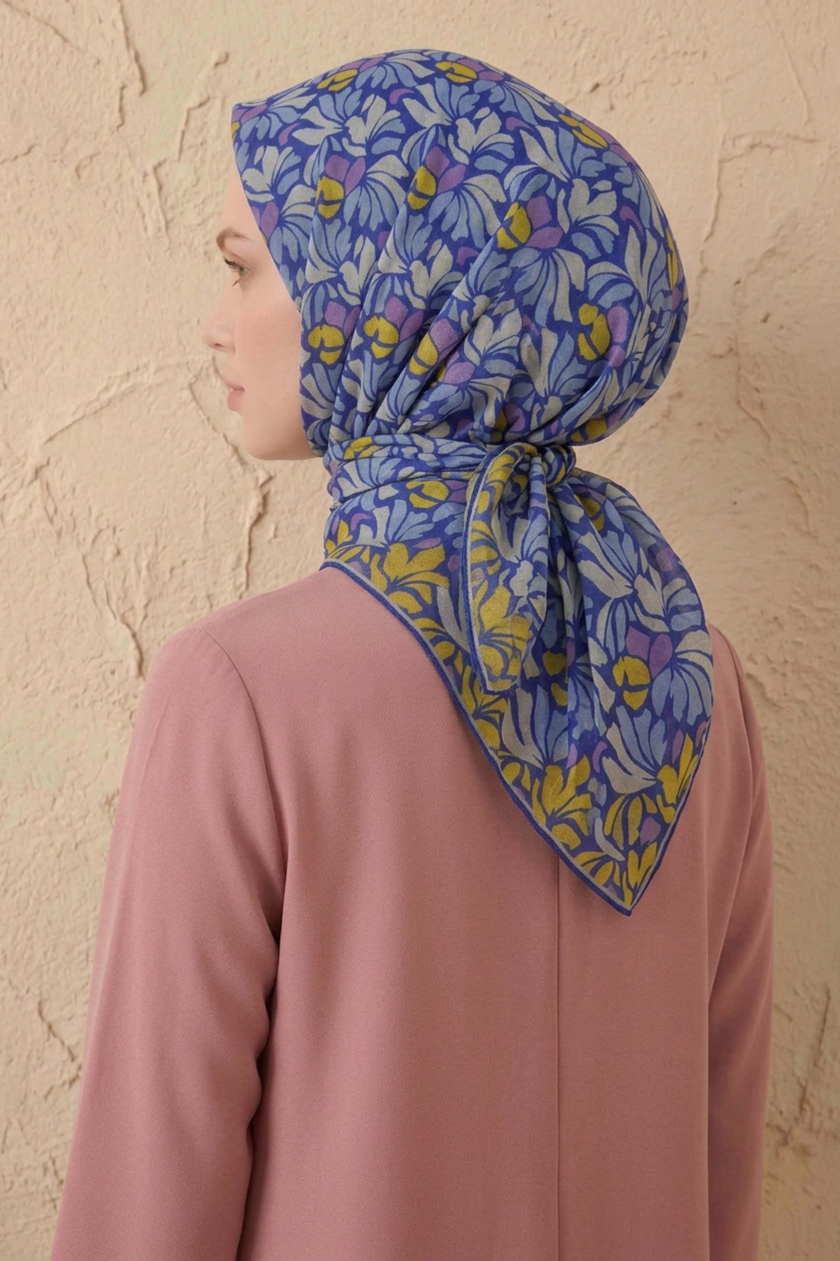 Soft Eşarp Floral Line Saks Mavi 90x90
