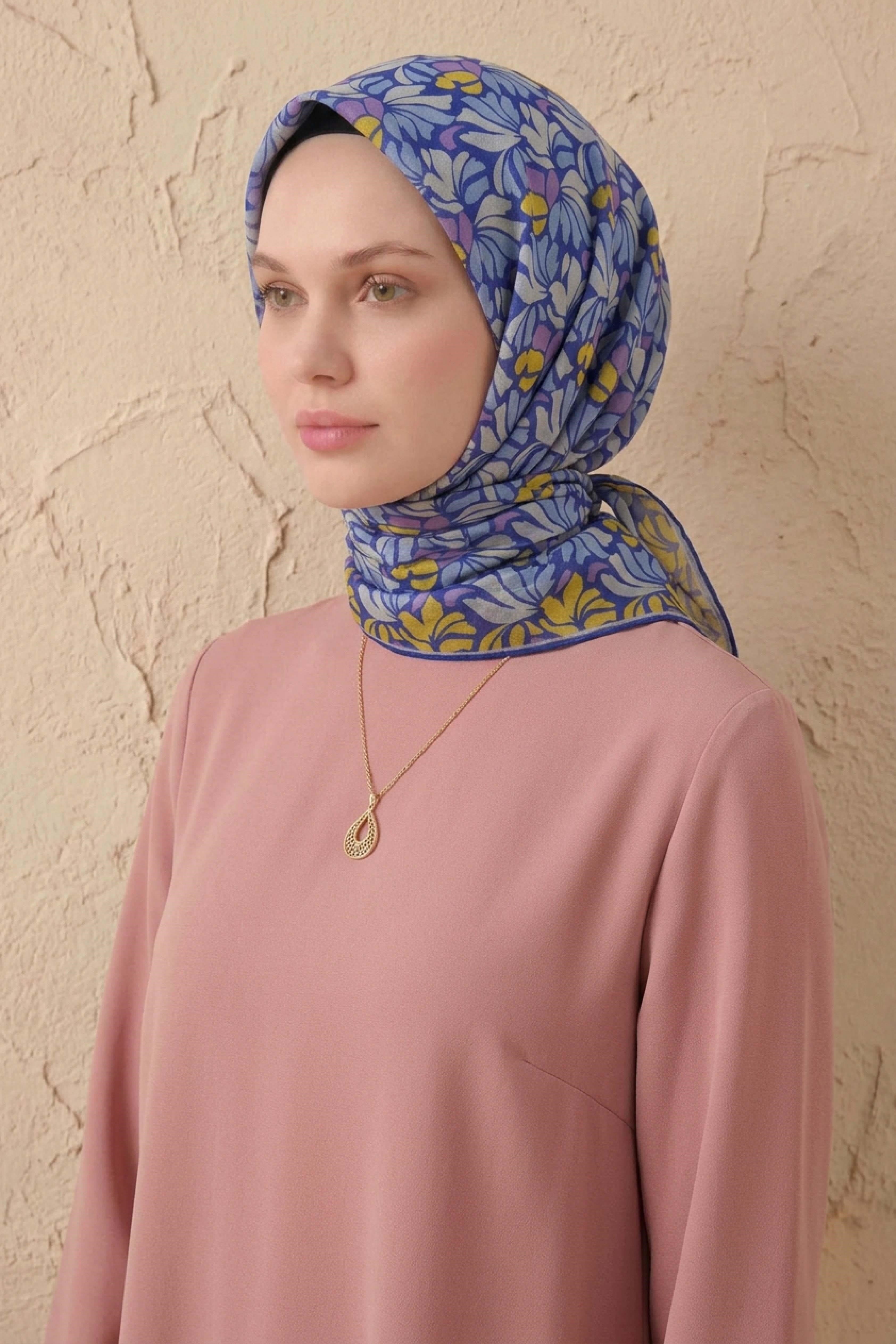 Soft Eşarp Floral Line Saks Mavi 90x90
