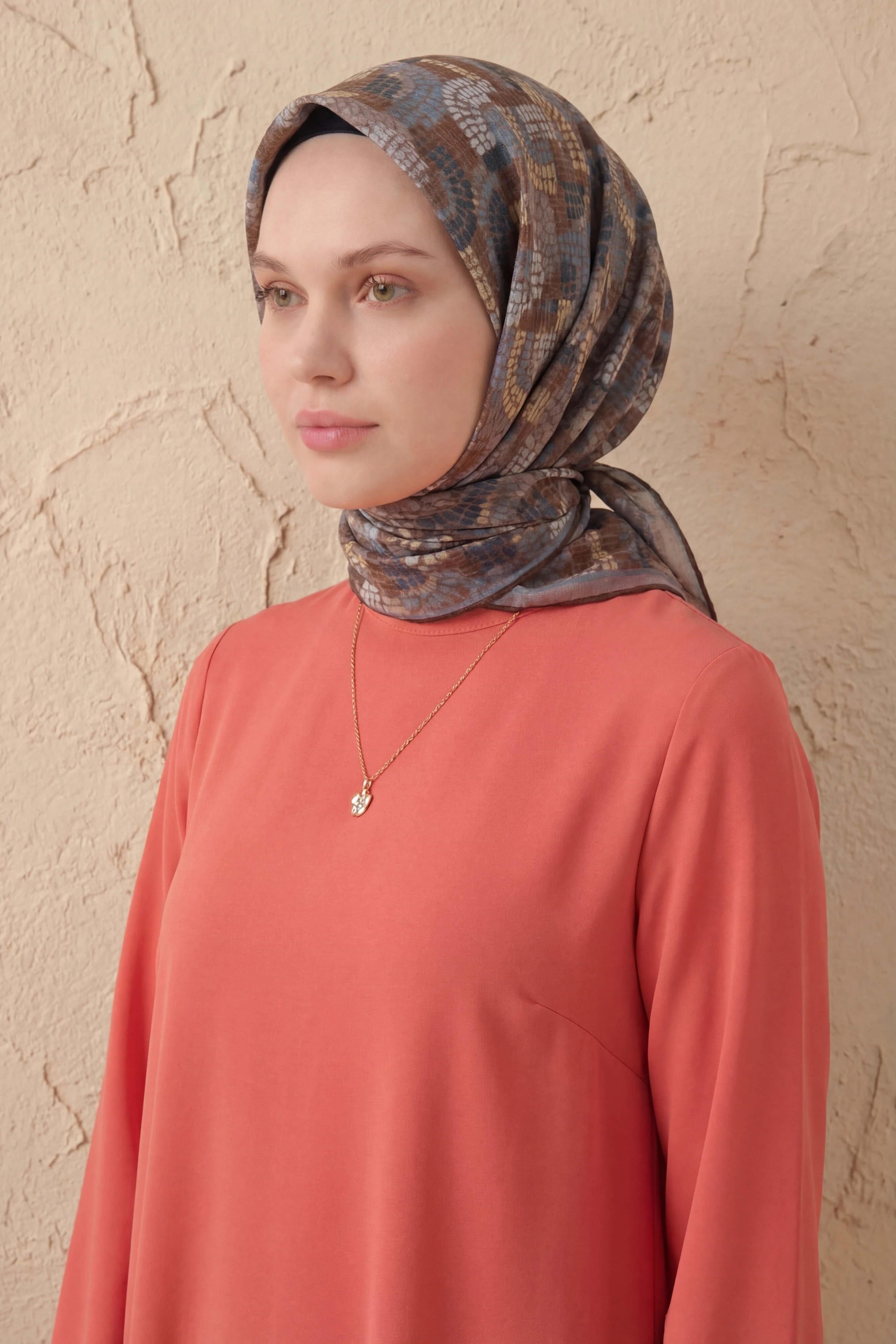 Soft Eşarp Melodi Desen Açık Kahverengi 90x90