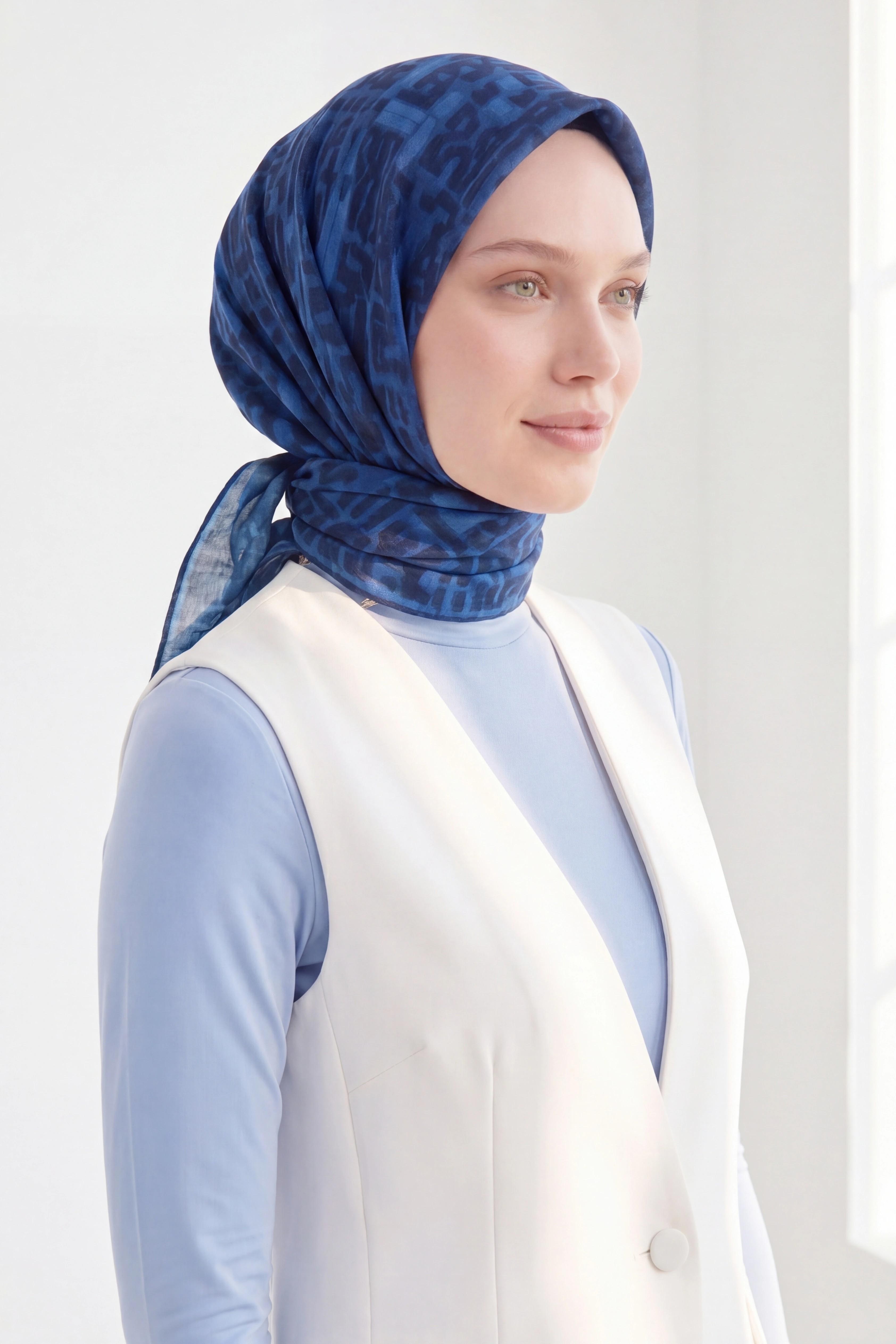 Soft Eşarp Soyut Koyu Mavi