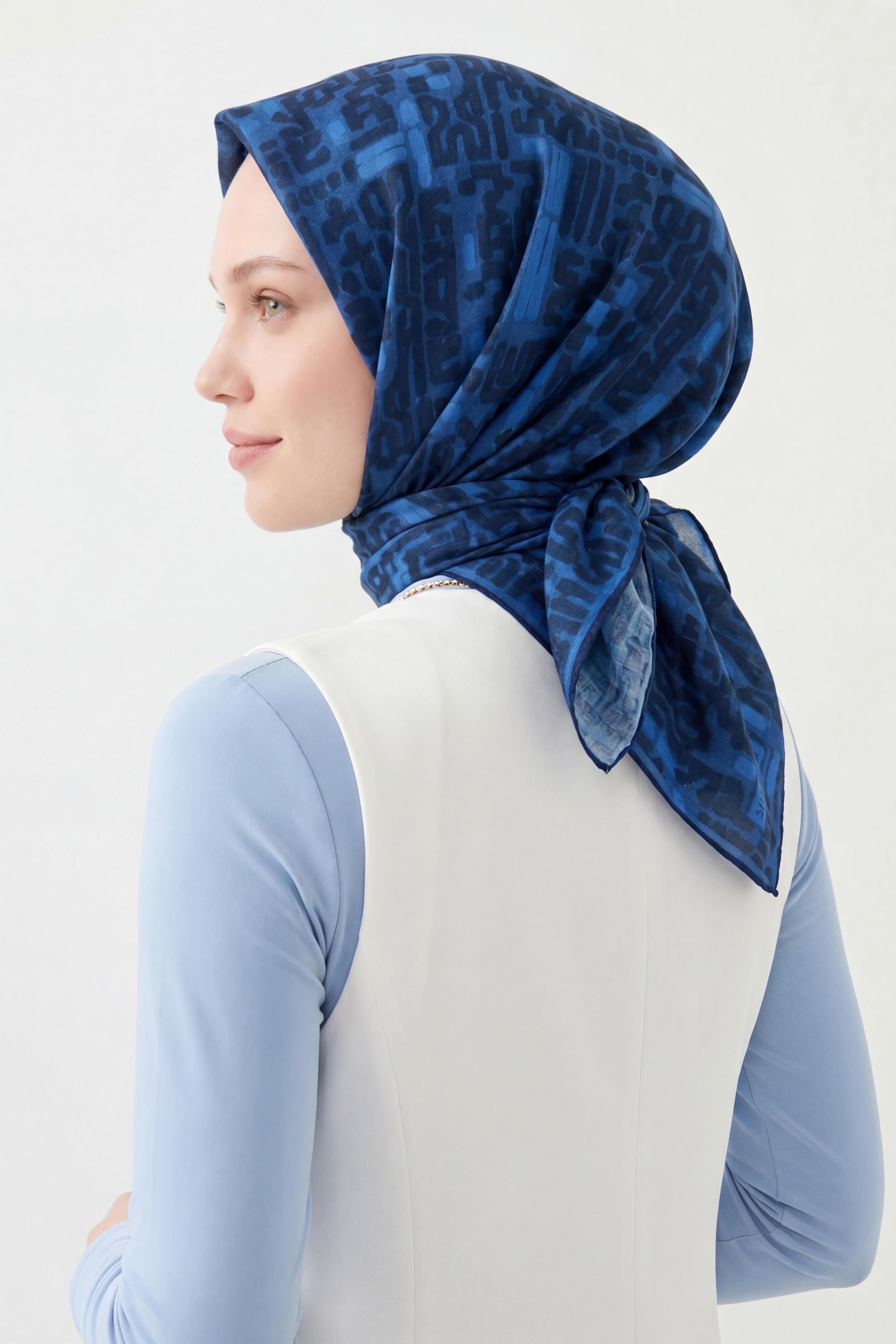 Soft Eşarp Soyut Koyu Mavi