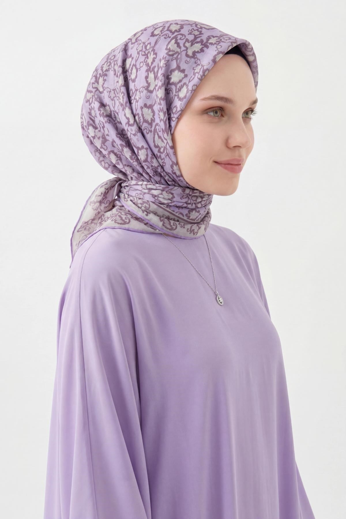 Soft Eşarp Yaprak Desen Lila 90x90