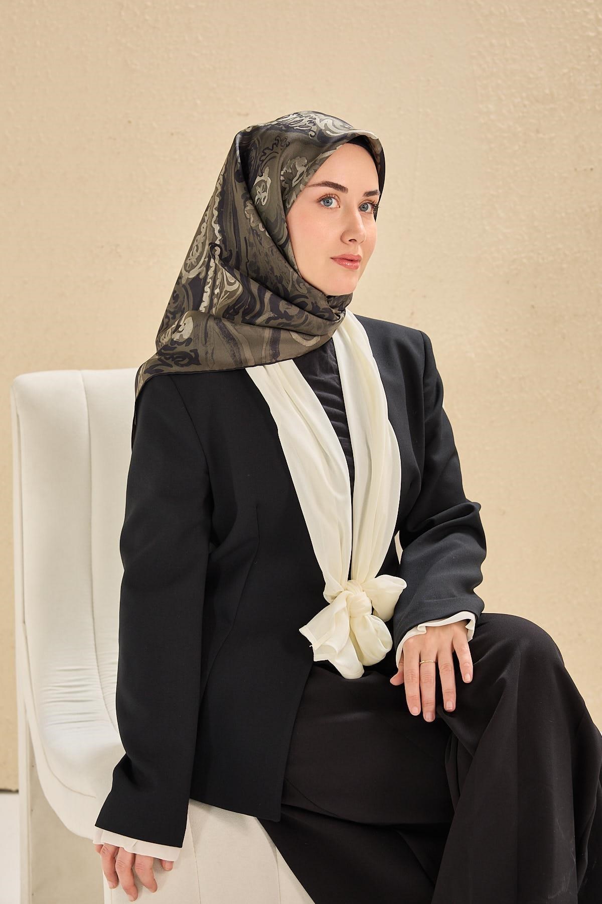 Twill İpek Eşarp Art Desen Antrasit 90x90