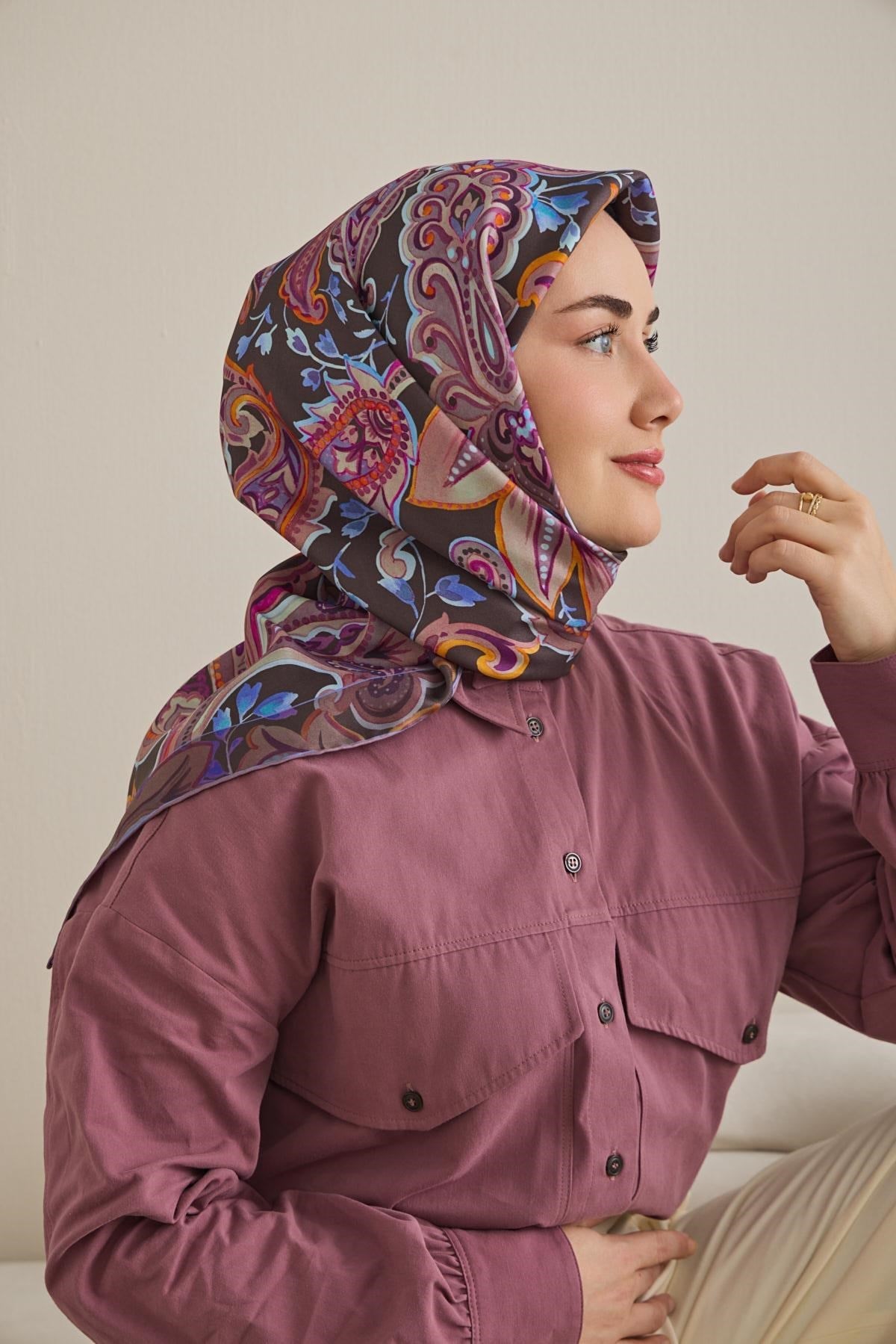 Twill İpek Eşarp Badem Motif Desen Kahverengi 90x90