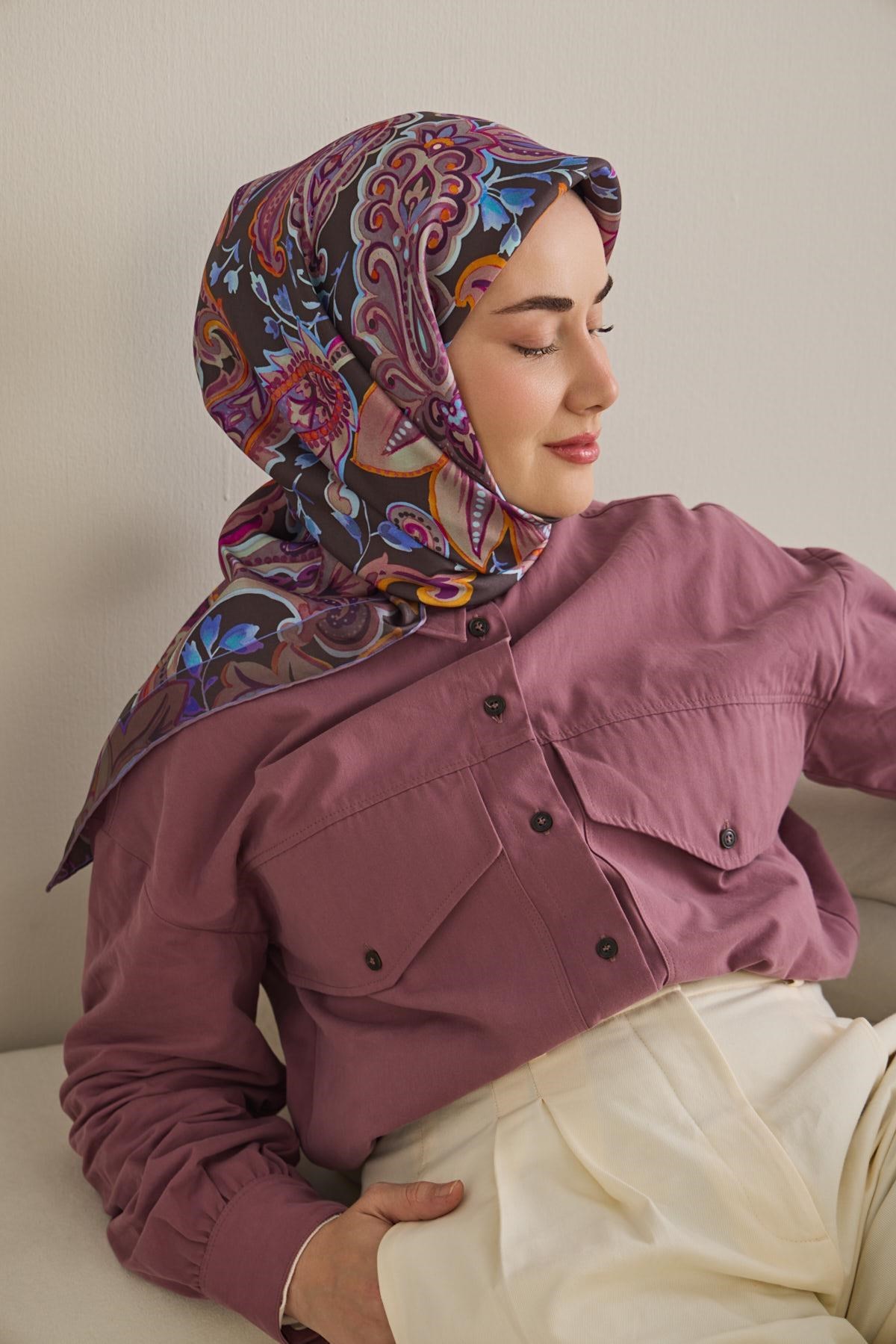 Twill İpek Eşarp Badem Motif Desen Kahverengi 90x90