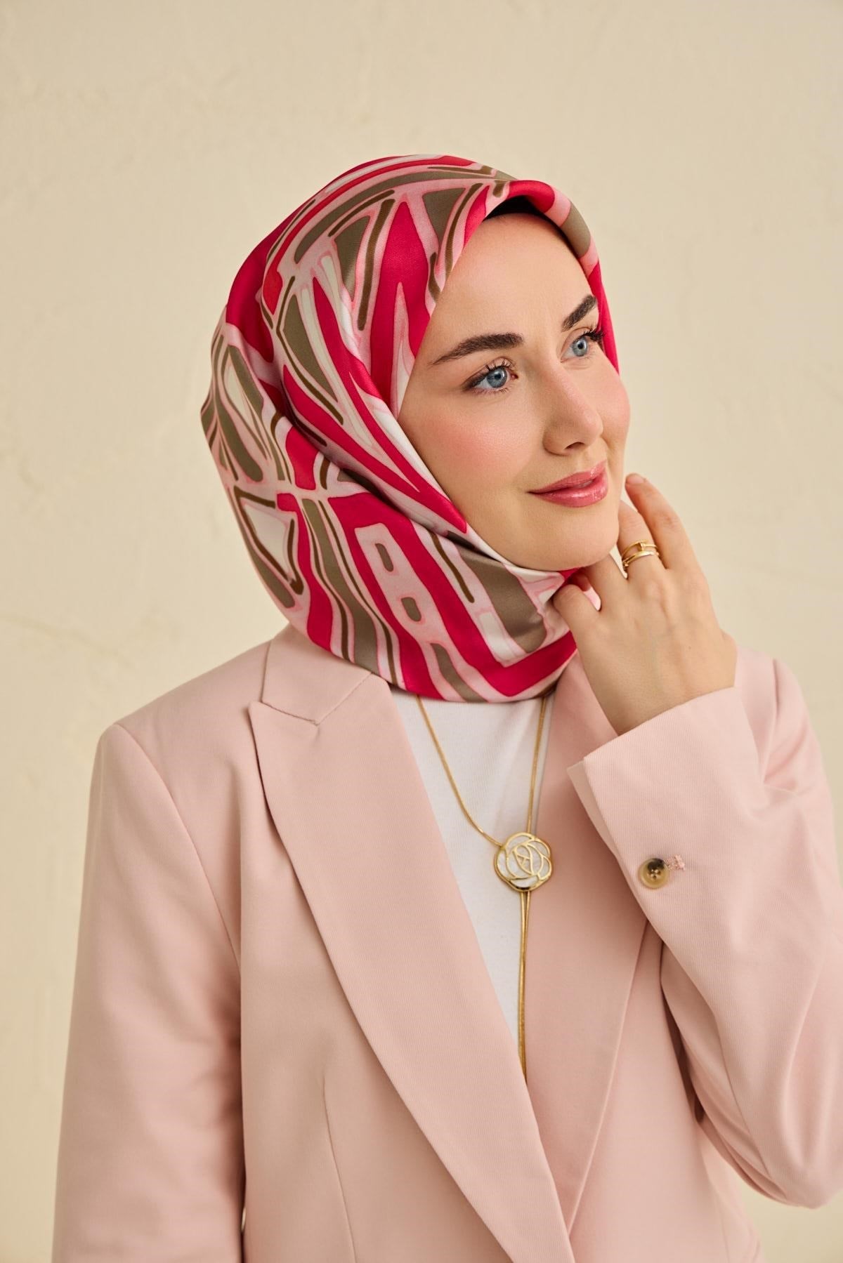 Twill İpek Eşarp Bohem Atlas Desen Tozpembe 90x90