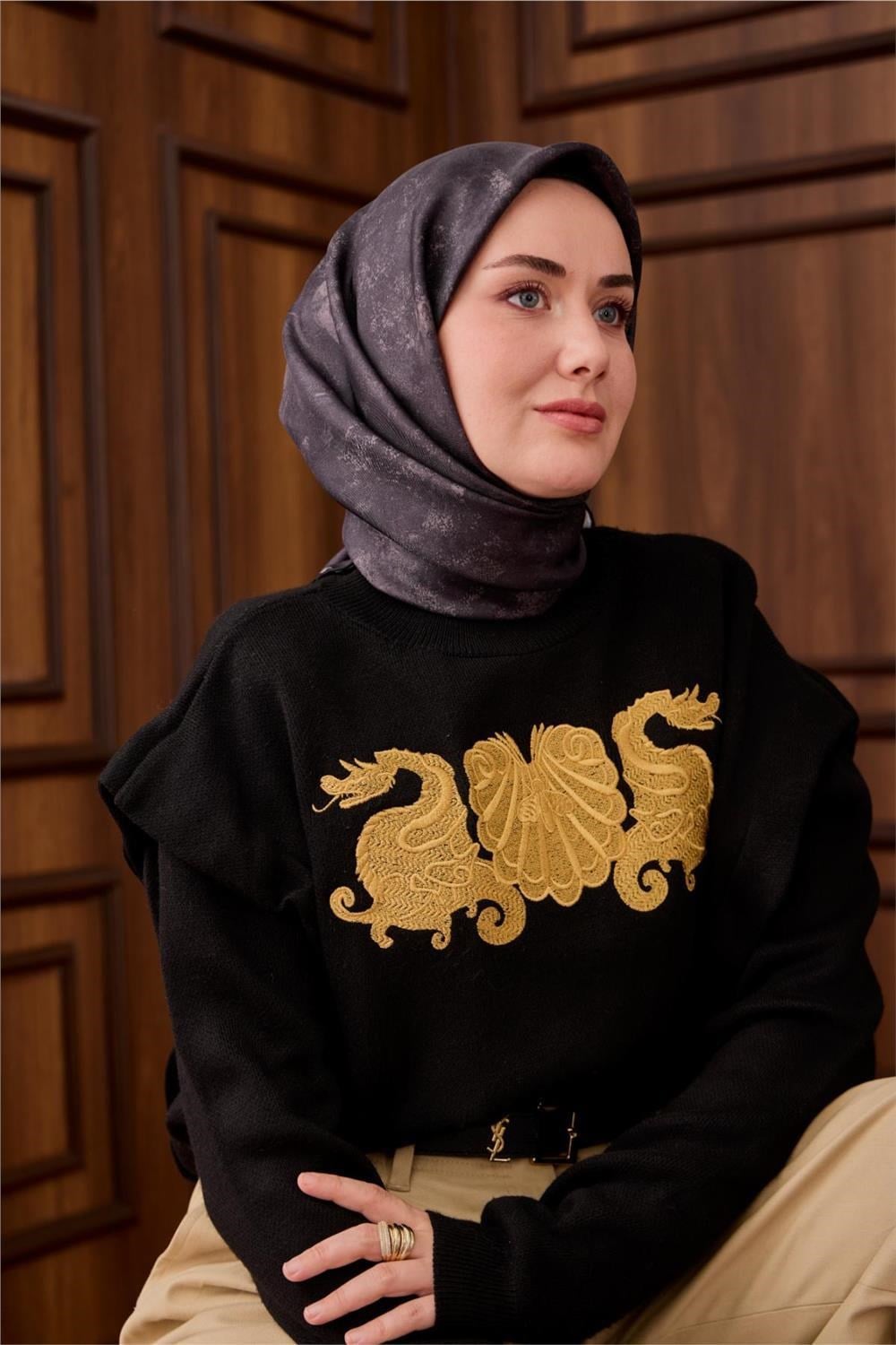 Twill İpek Eşarp Gri–Beyaz–Siyah Desenli Tok Duruşlu 90x90