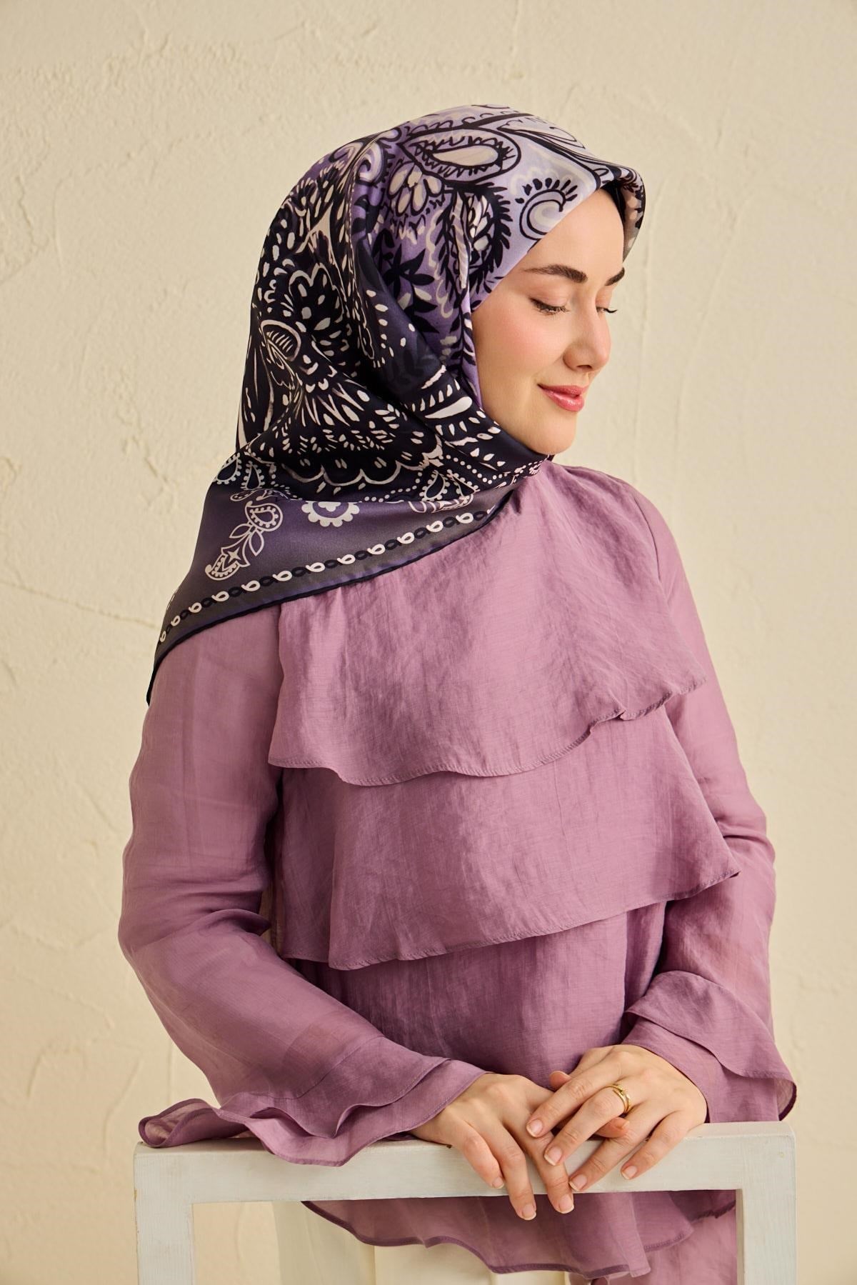Twill İpek Eşarp Klasik Motif Eflatun 90x90