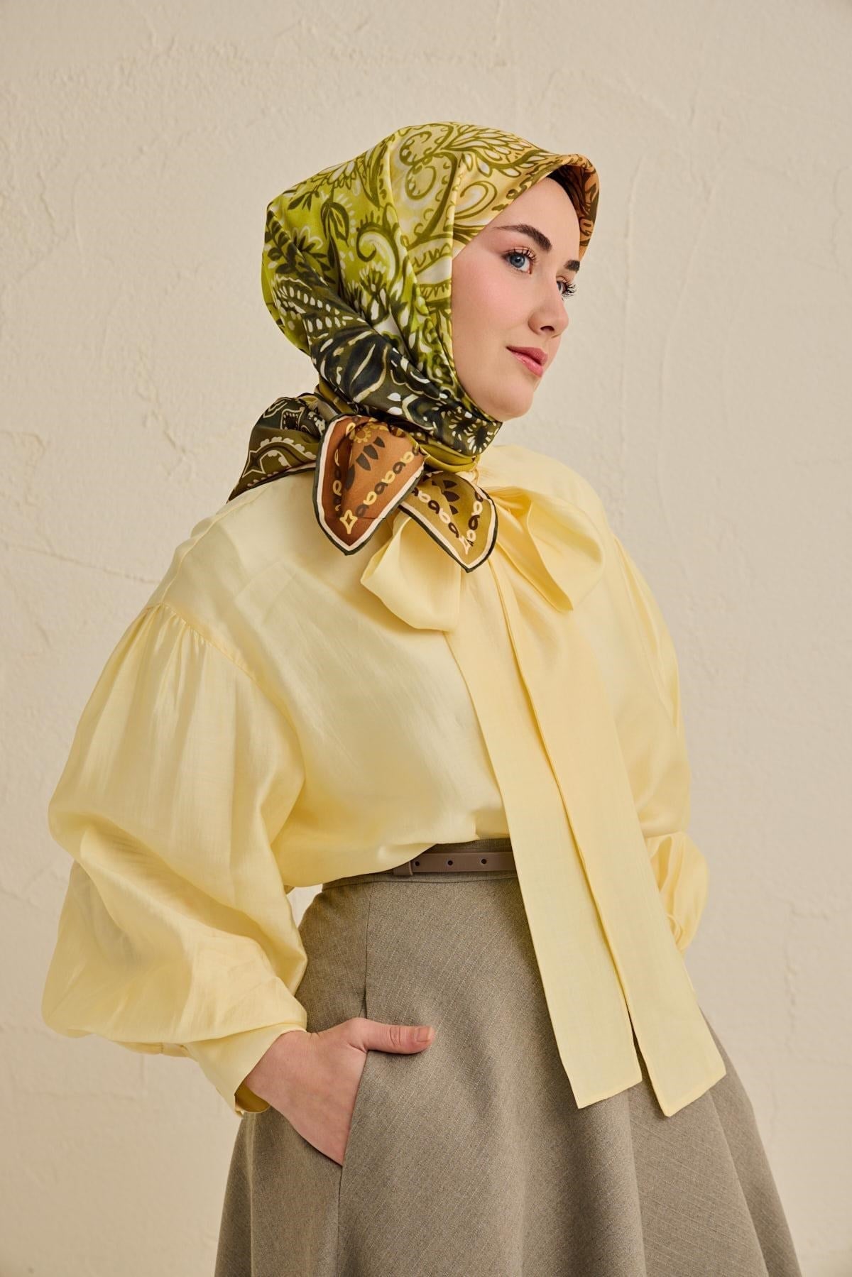 Twill İpek Eşarp Klasik Motif Sarı 90x90