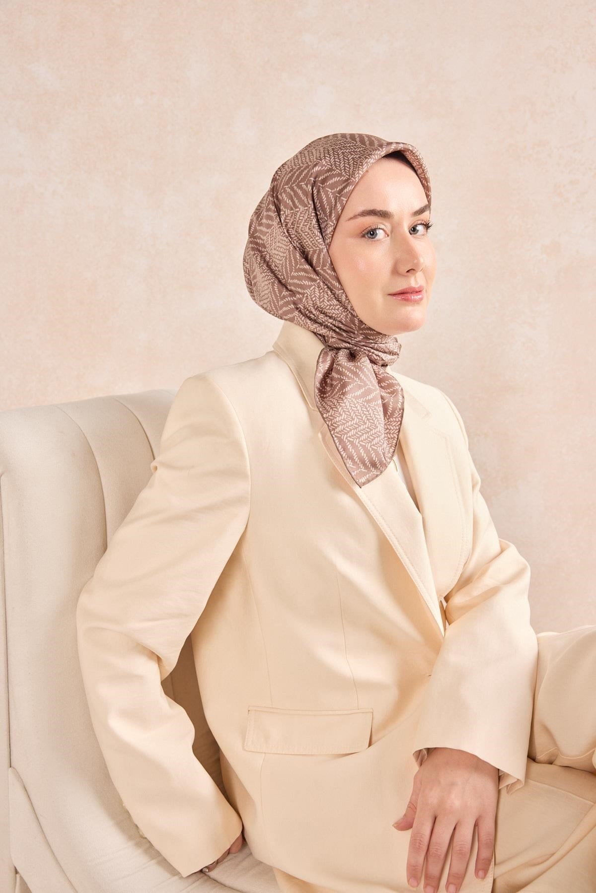 Twill İpek Eşarp Minimal Desen Kahverengi 90x90
