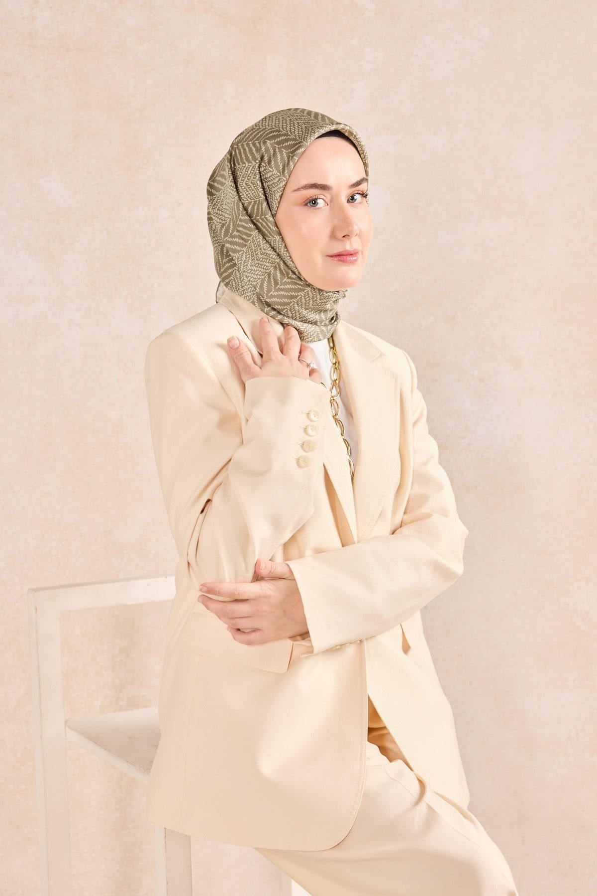 Twill İpek Eşarp Minimal Desen Koyu Vizon 90x90