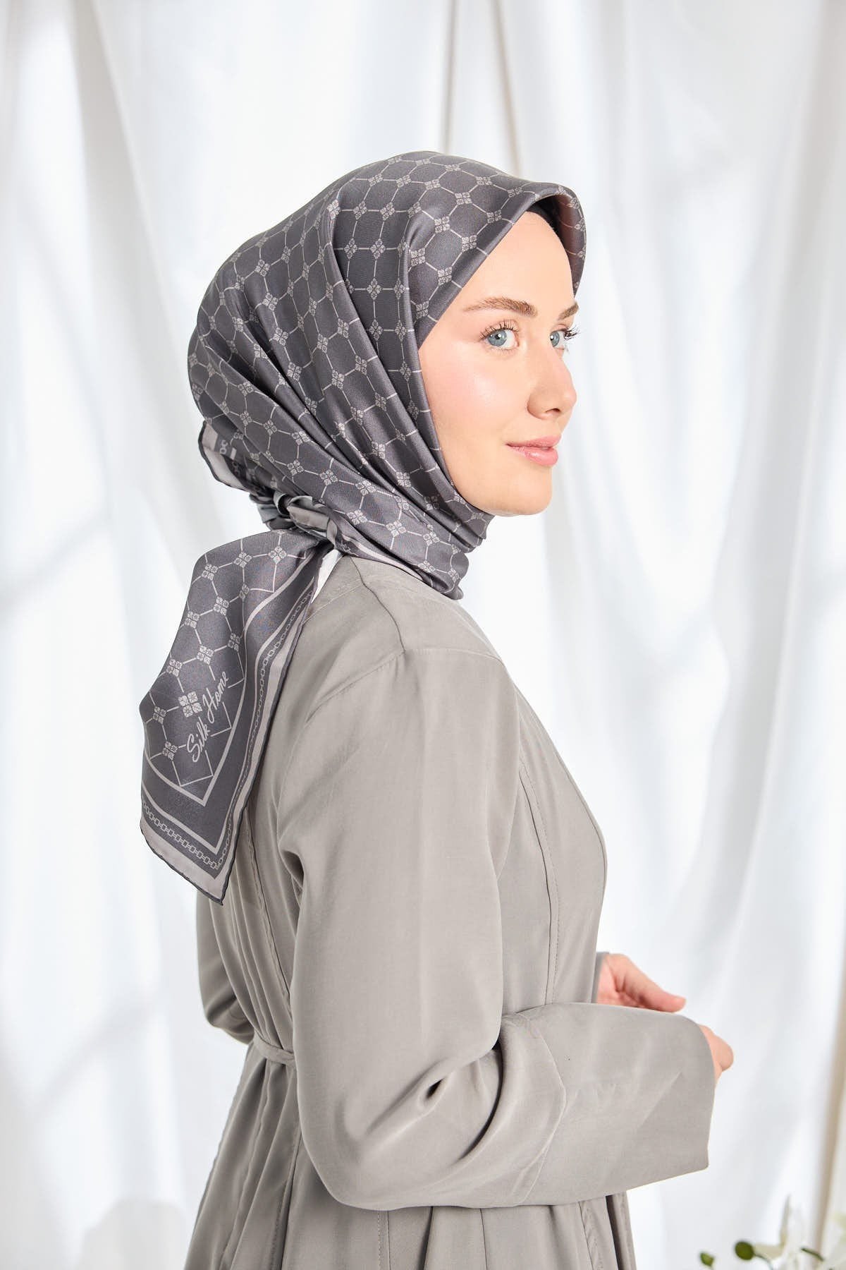Twill İpek Eşarp Monogram Kayu Gri