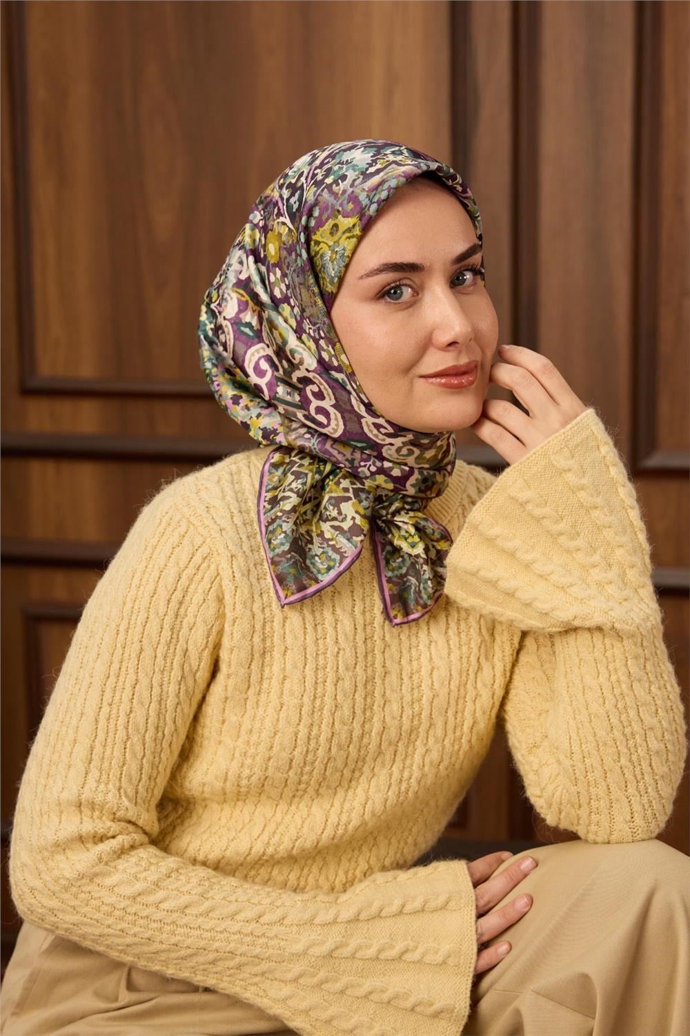 Twill İpek Eşarp Mürdüm-Butter Yellow Desenli Tok Duruşlu 90x90