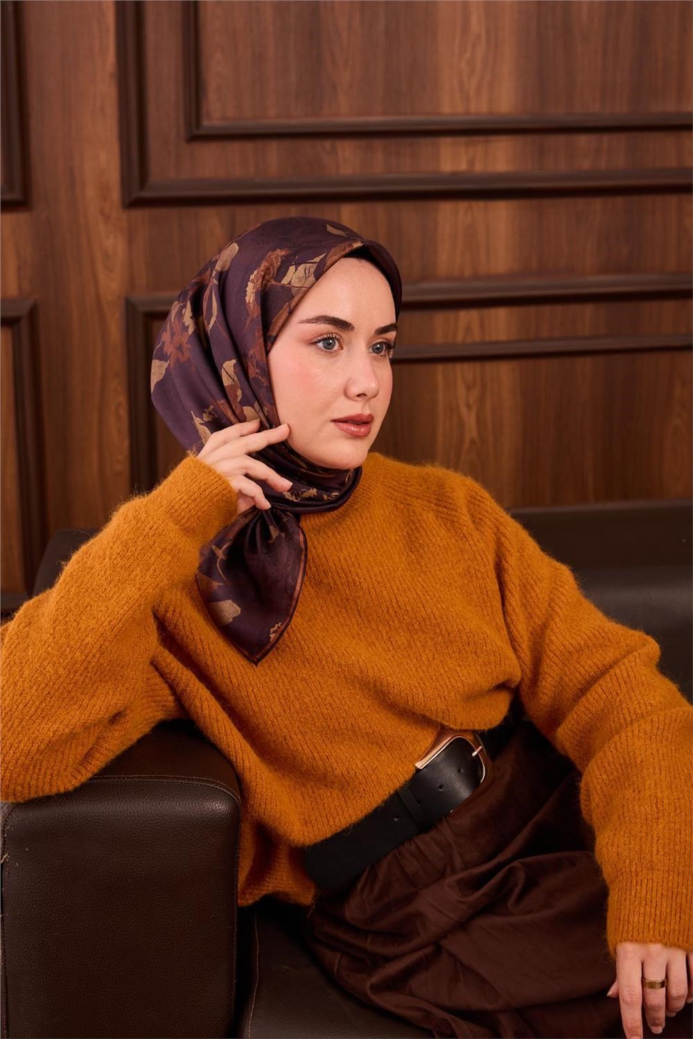 Twill İpek Eşarp Patlıcan Moru Çiçek Desenli Tok Duruşlu 90x90