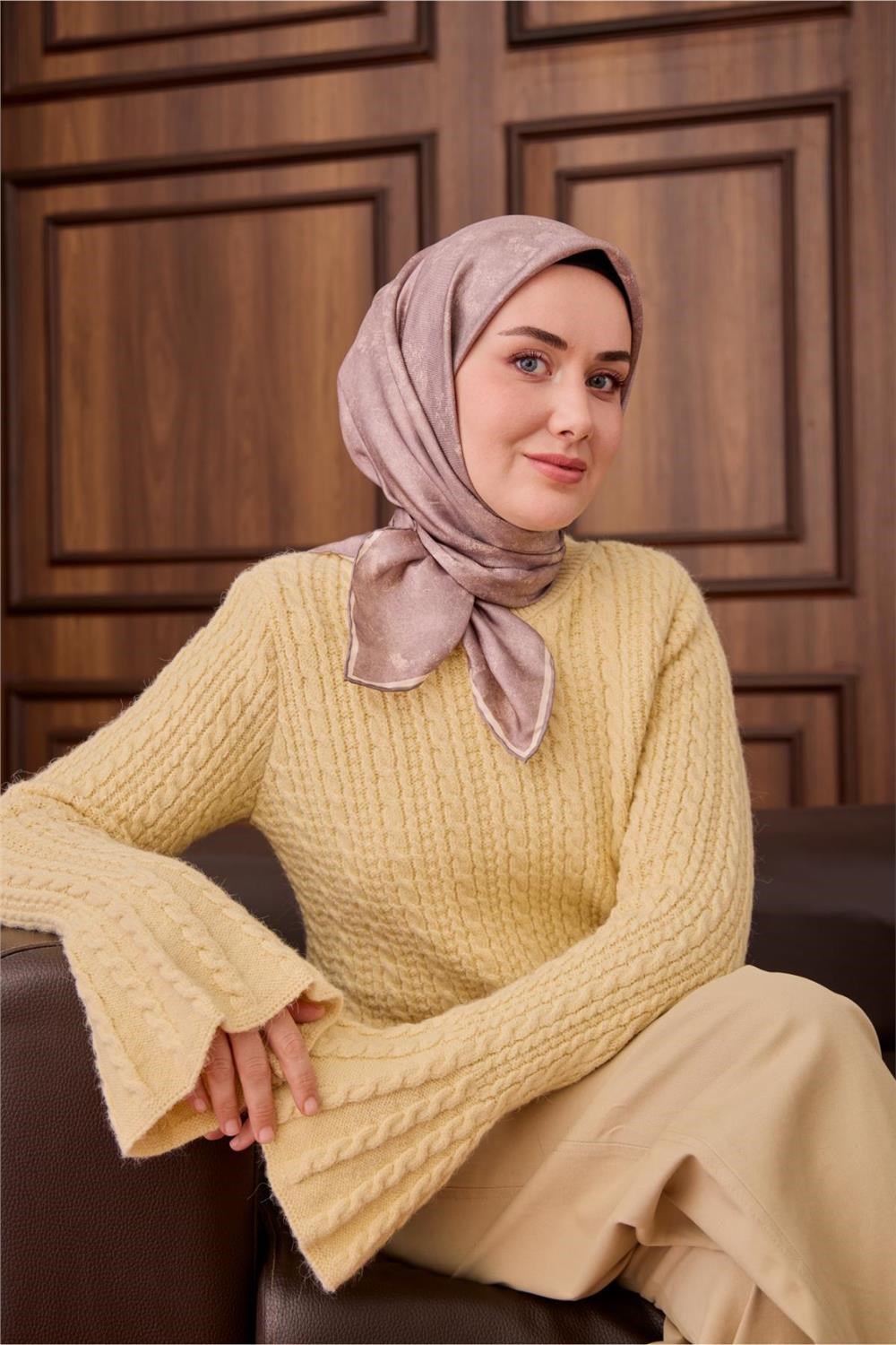 Twill İpek Eşarp Pudra Vizon Tonlu Desenli Tok Duruşlu 90x90