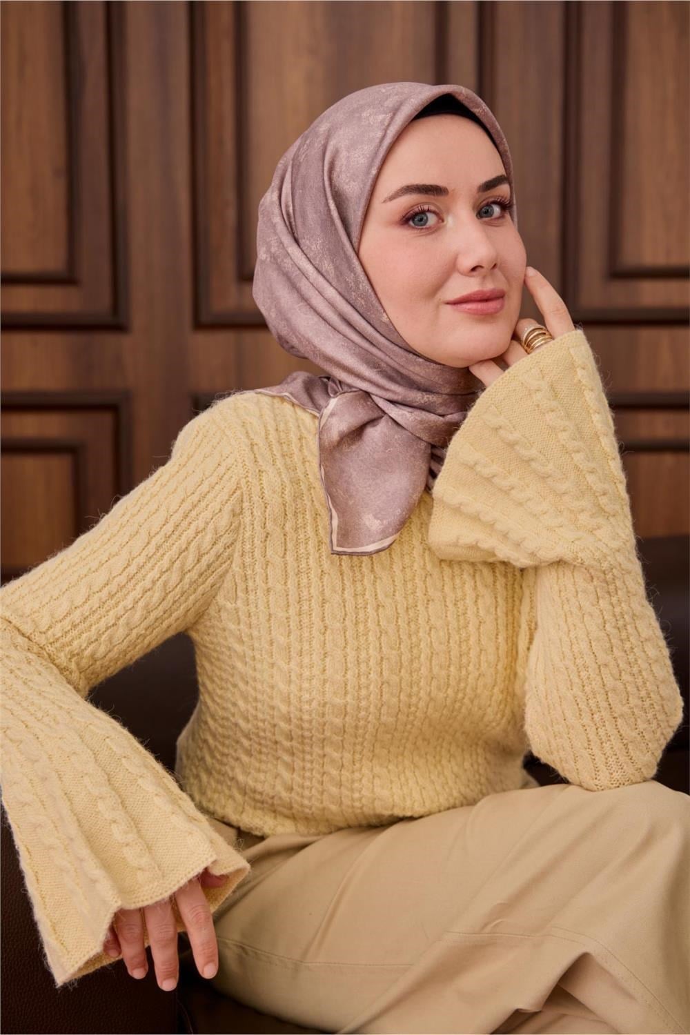 Twill İpek Eşarp Pudra Vizon Tonlu Desenli Tok Duruşlu 90x90