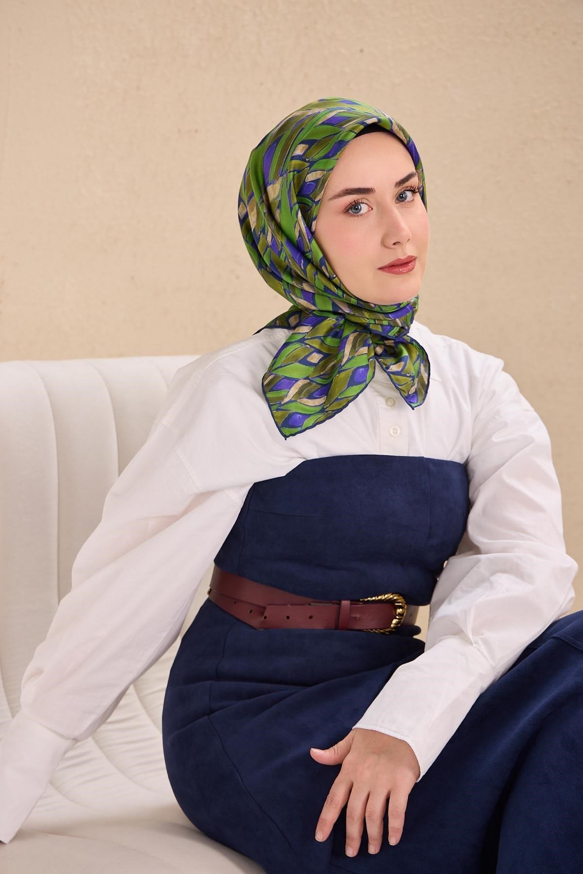 Twill İpek Eşarp Serenit Mor Yeşil 90x90