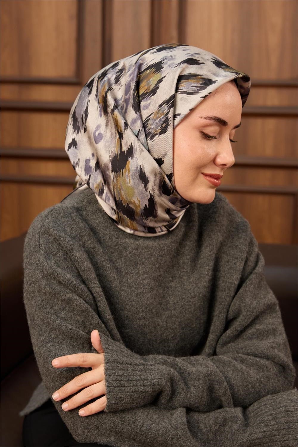 Twill İpek Eşarp Siyah-Füme Soyut Desenli Tok Duruşlu 90x90