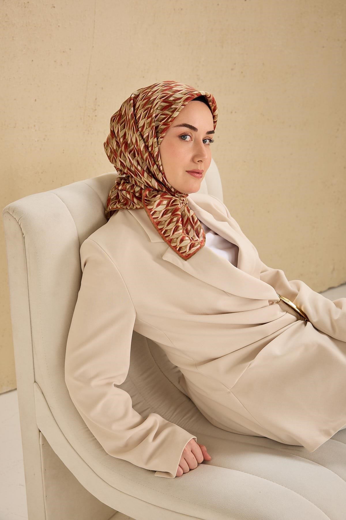 Twill İpek Eşarp Yaprak Ritmi Kiremit 90x90