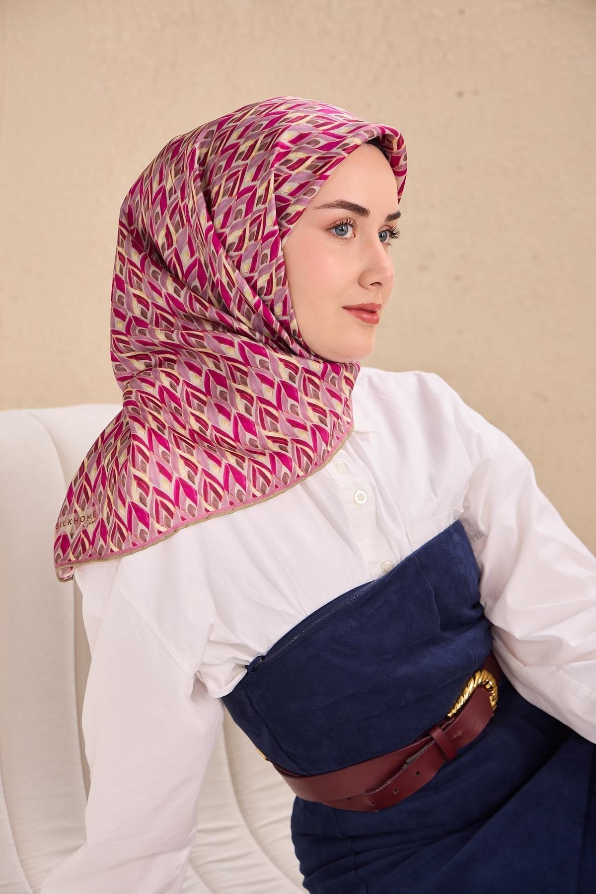 Twill İpek Eşarp Yaprak Ritmi Krem Pembe 90x90