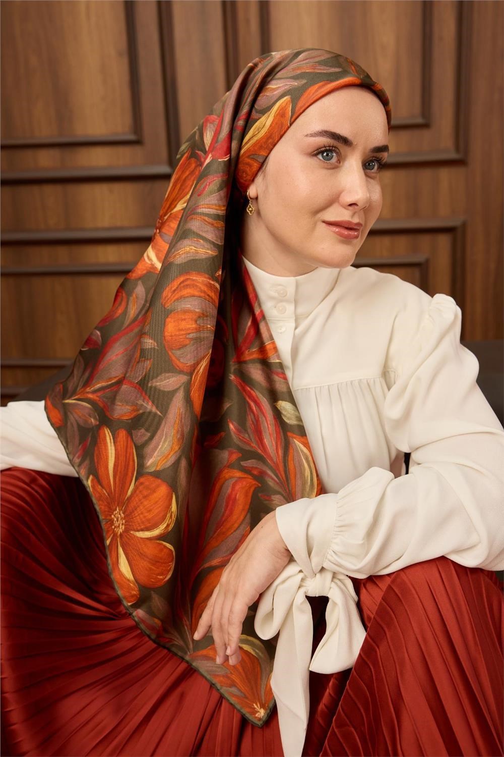 Twill İpek Eşarp Yeşil-Turuncu-Sarı-Pudra-Kızıl Turuncu Desenli Tok Duruşlu 90x90