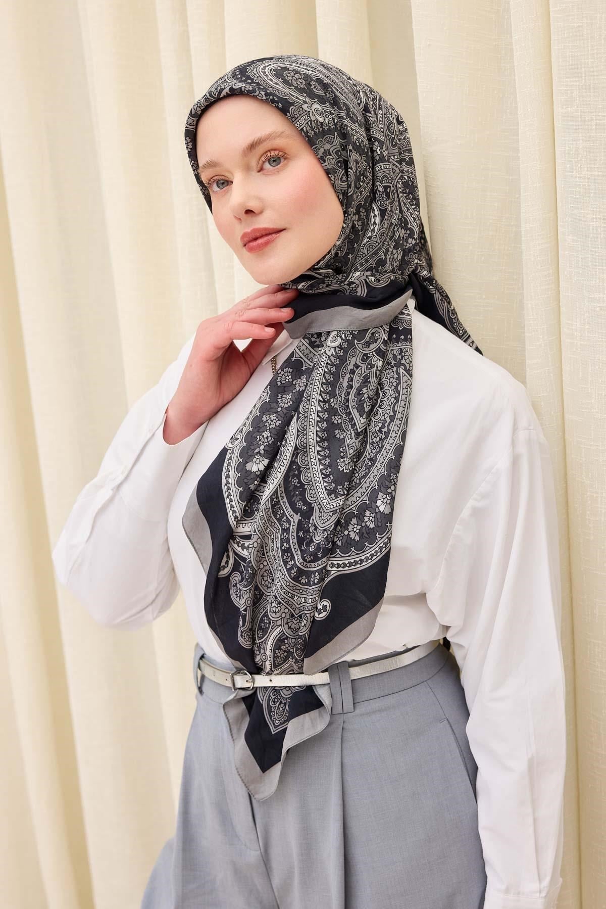 Velora Eşarp Ethnic Siyah - Gri 90x90