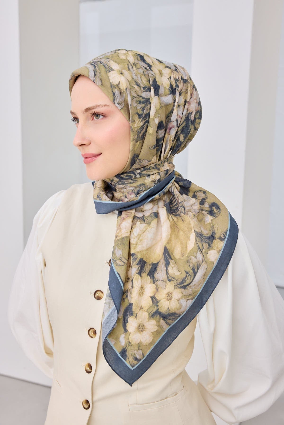 Velora Eşarp Fleur Fıstık Yeşili