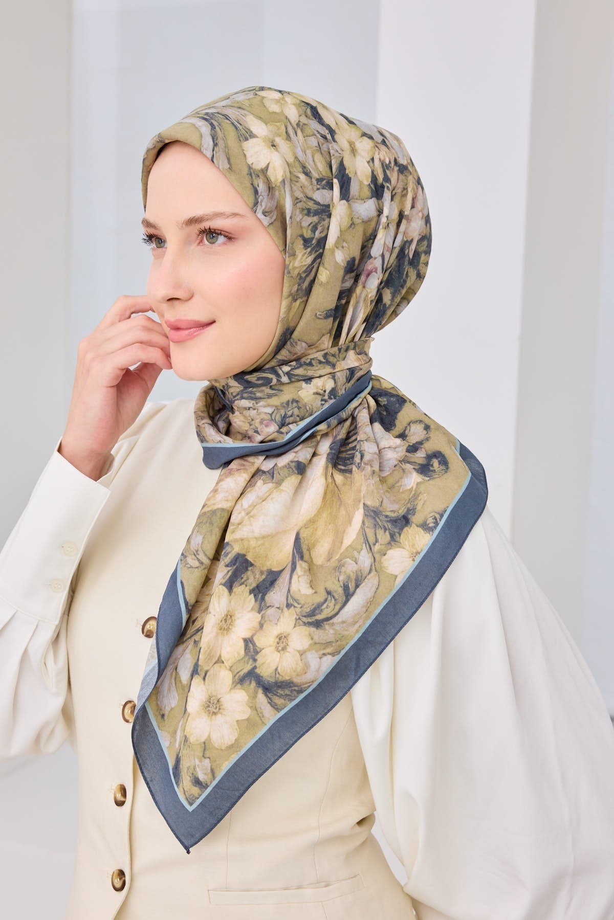 Velora Eşarp Fleur Fıstık Yeşili